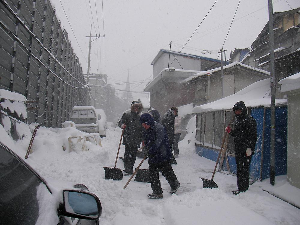 2010.1.4 만석동 관내 제설작업 실시 사진
