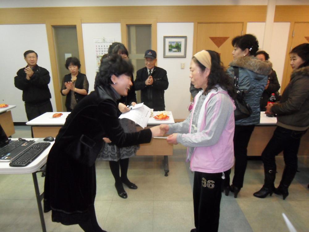 체력단련실 우수이용자 시상(1)^^ 사진