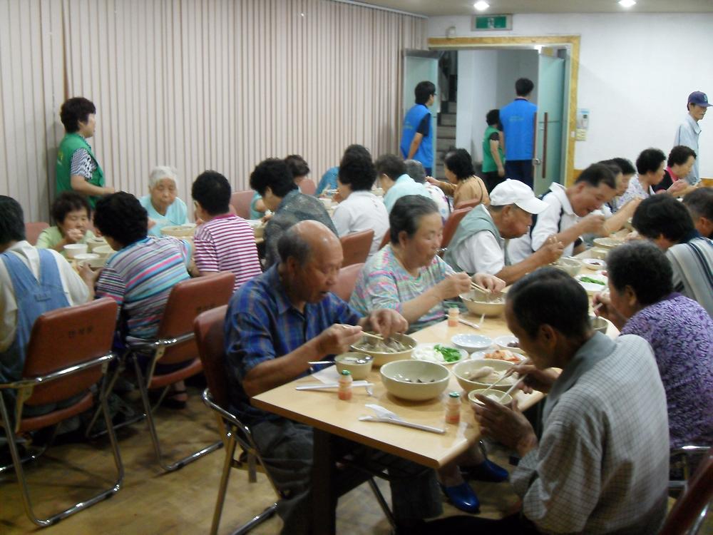 따뜻한 사랑나누기 행사 개최 사진