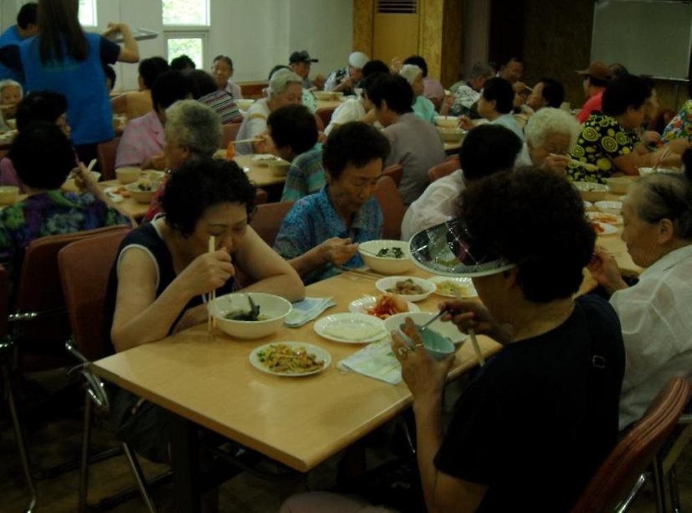 8월중 따뜻한 사랑나누기 행사 개최 사진