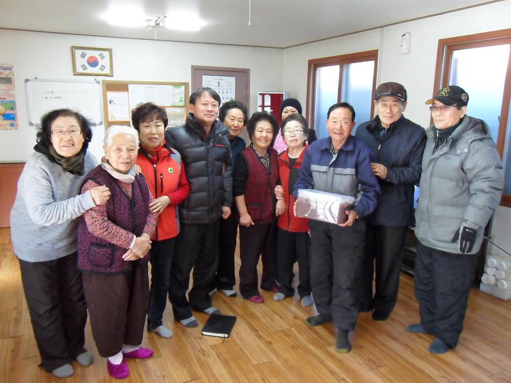 다문화 가정과 함께하는 동짓날 팥죽만들기 체험행사 개최 사진