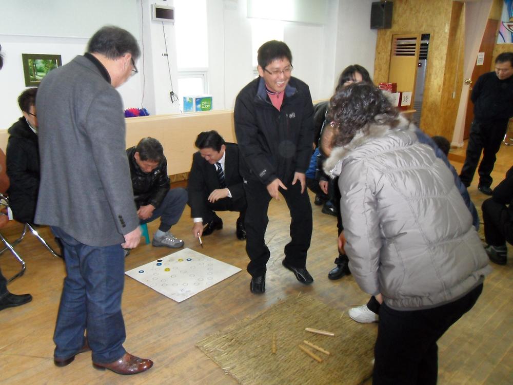 2012년 자생단체연합 정월대보름맞이 윷놀이 한마당 개최 사진