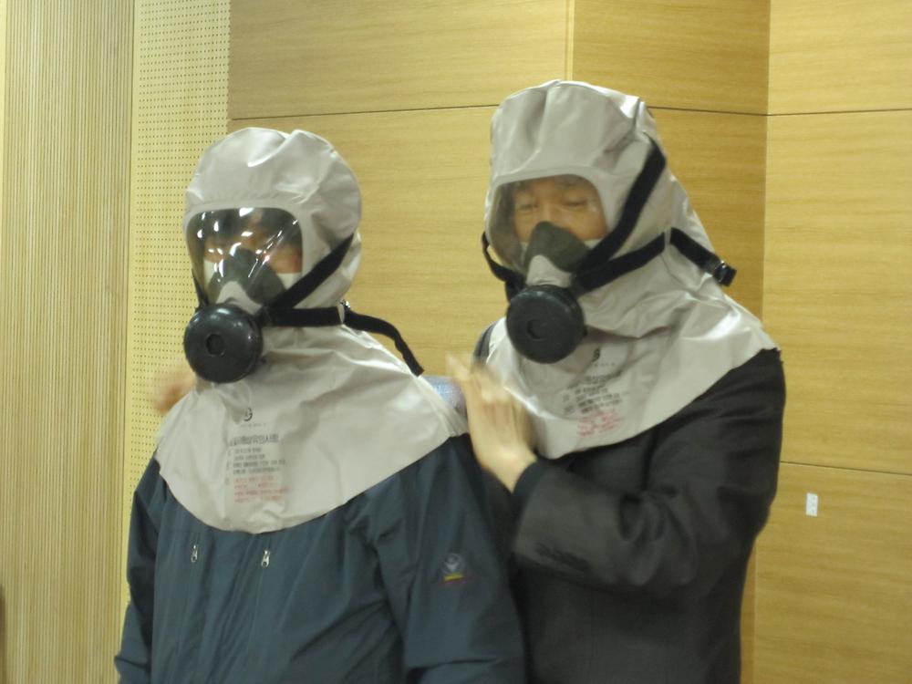 방독면 착용법 교육5 사진