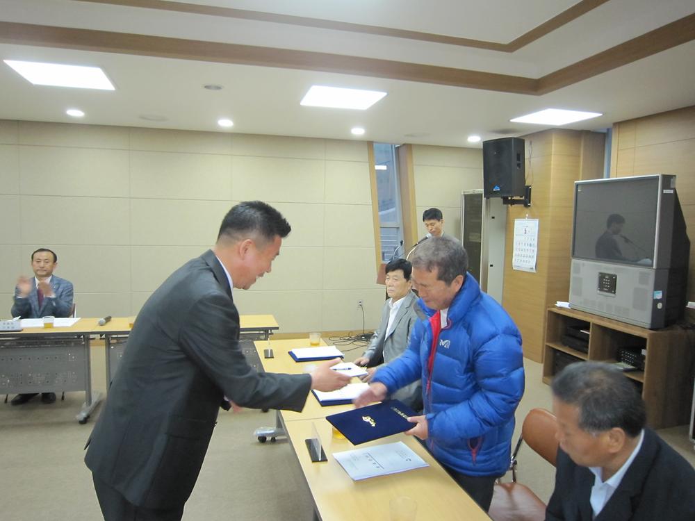 0503 신규 주민자치위원 및 고문 위촉식 사진