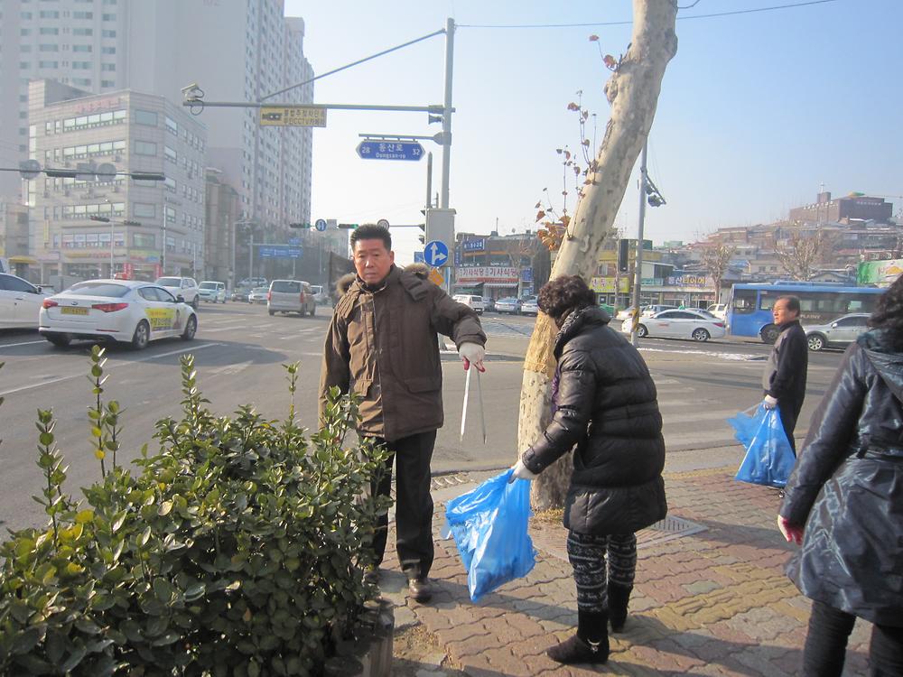 1.22. 설맞이 마을 대청소 사진