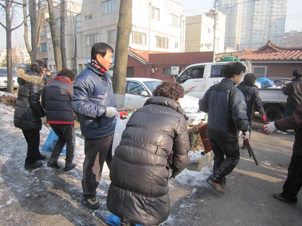 1.22. 설맞이 마을 대청소 사진
