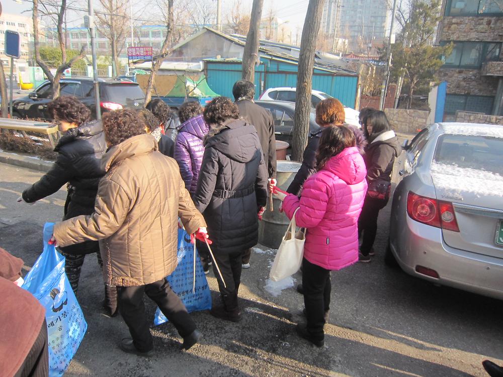 1.22. 설맞이 마을 대청소 사진