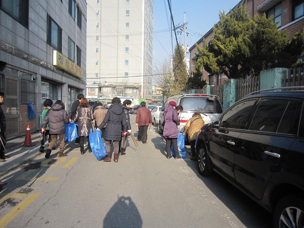 1.22. 설맞이 마을 대청소 사진