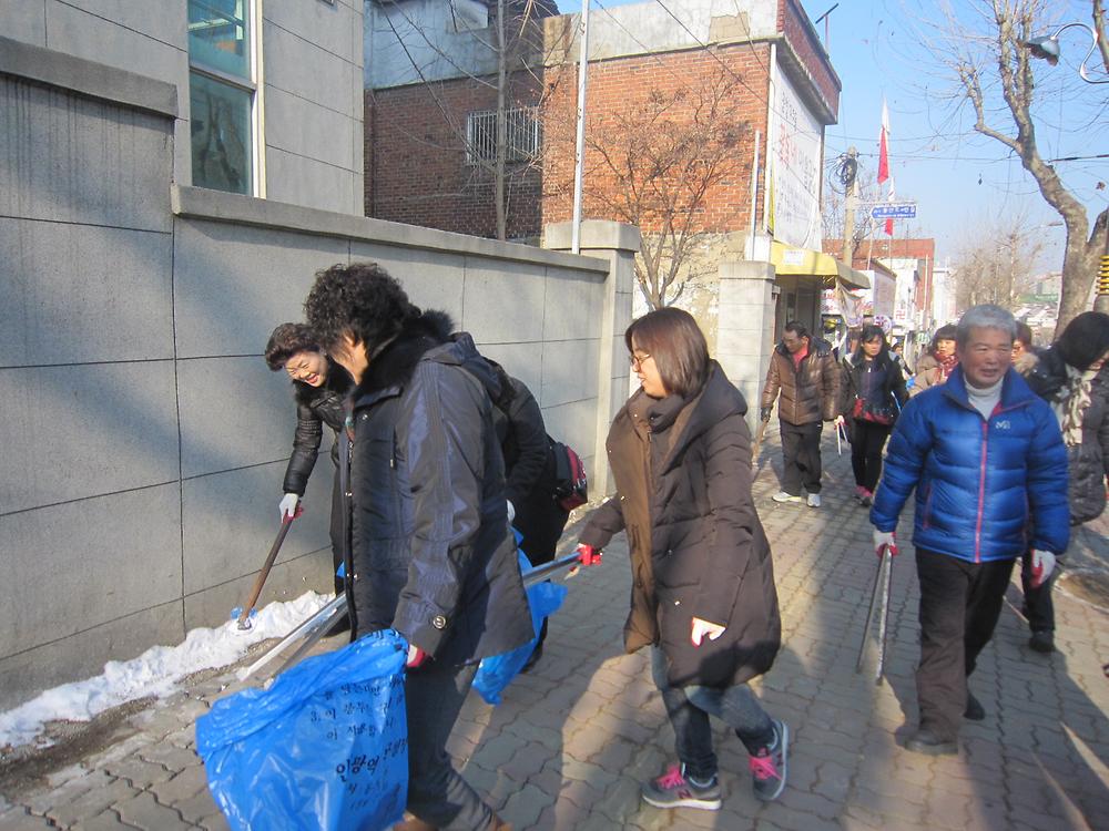 2.12. 마을대청소 사진
