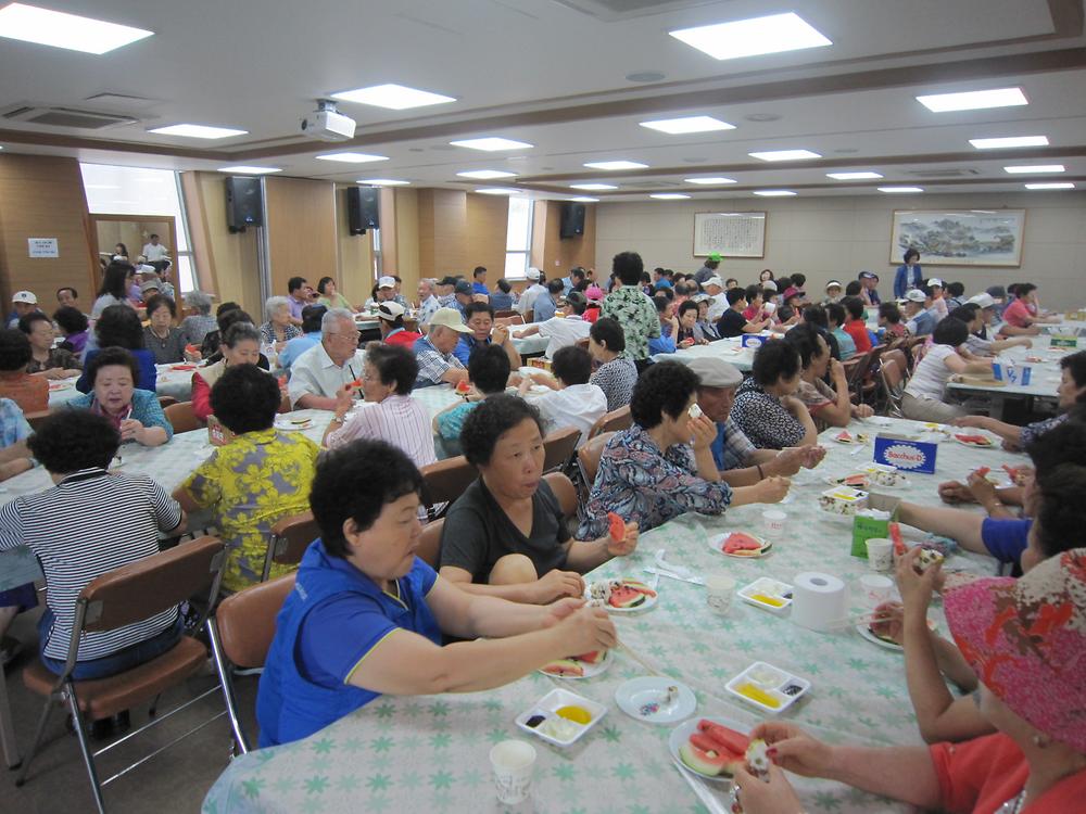 6.27 어르신 경로행사 사진