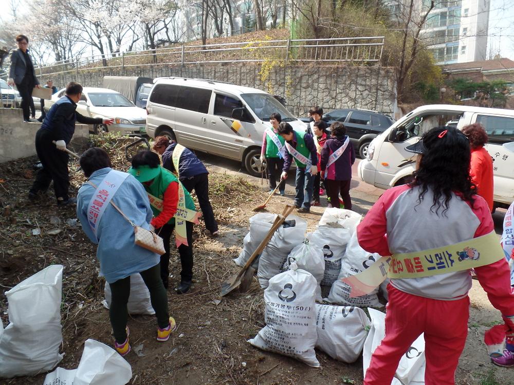 10월 clean-up day 대청소 실시 사진