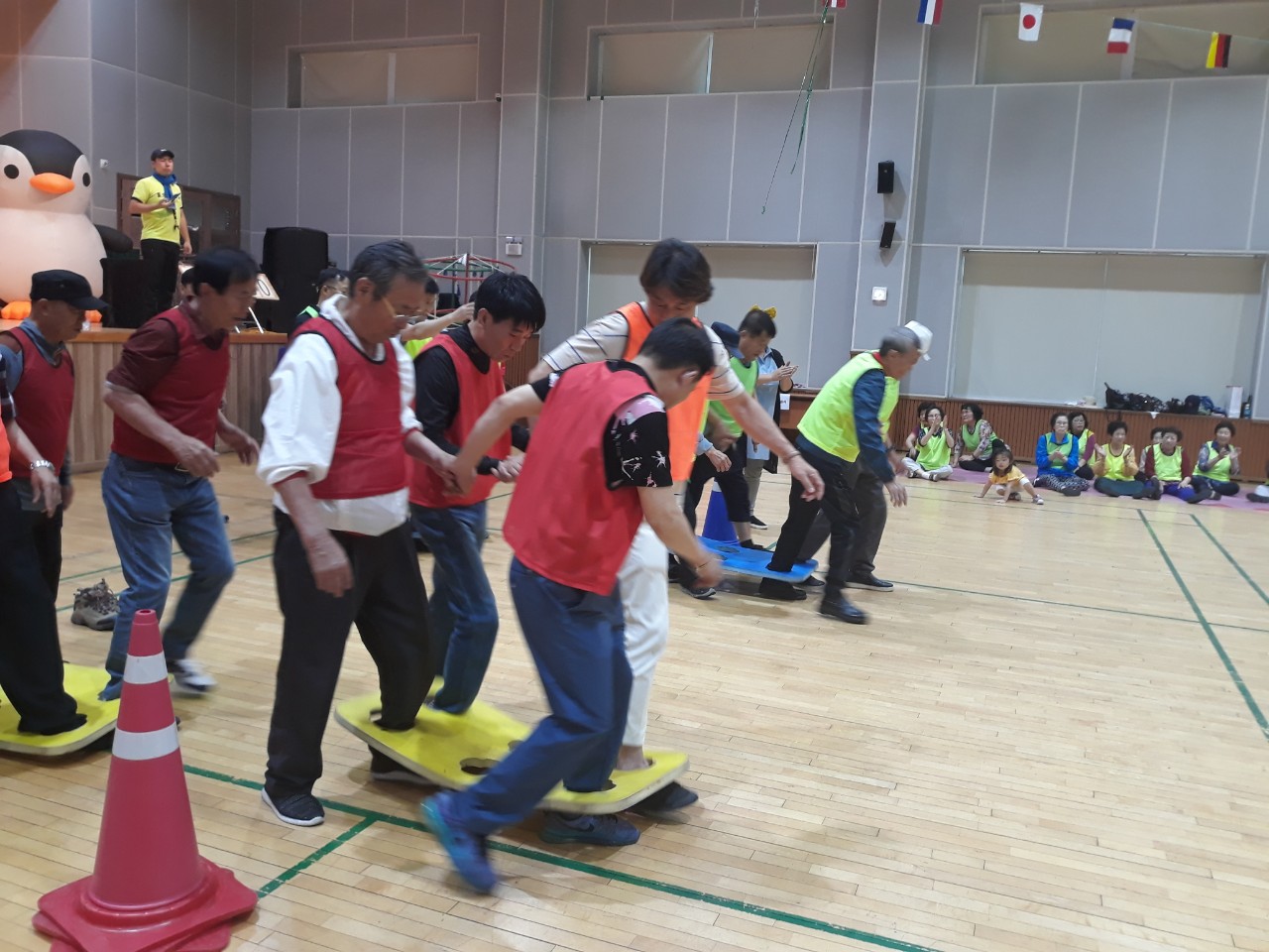 BandPhoto_2019_06_13_16_19_37.jpg 이미지