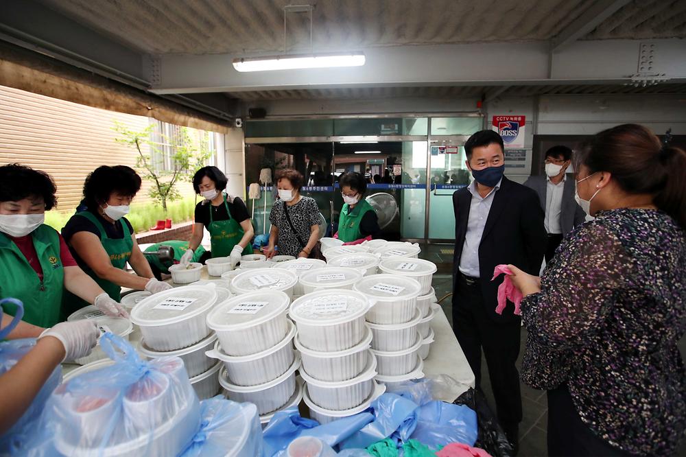 사랑의_삼계탕_나눔행사(21.08.12)-3.jpg 이미지