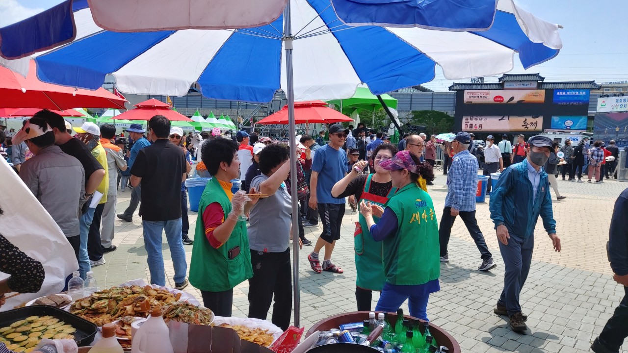 3_86aUd018svc141v47u43h4n9_r35bsr.jpg 이미지
