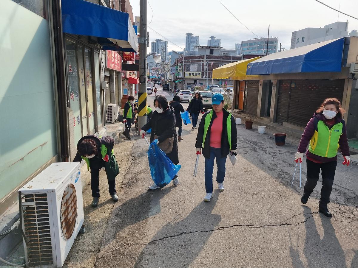 송림2동 통장자율회 3월 클린업데이 활동 실시 사진