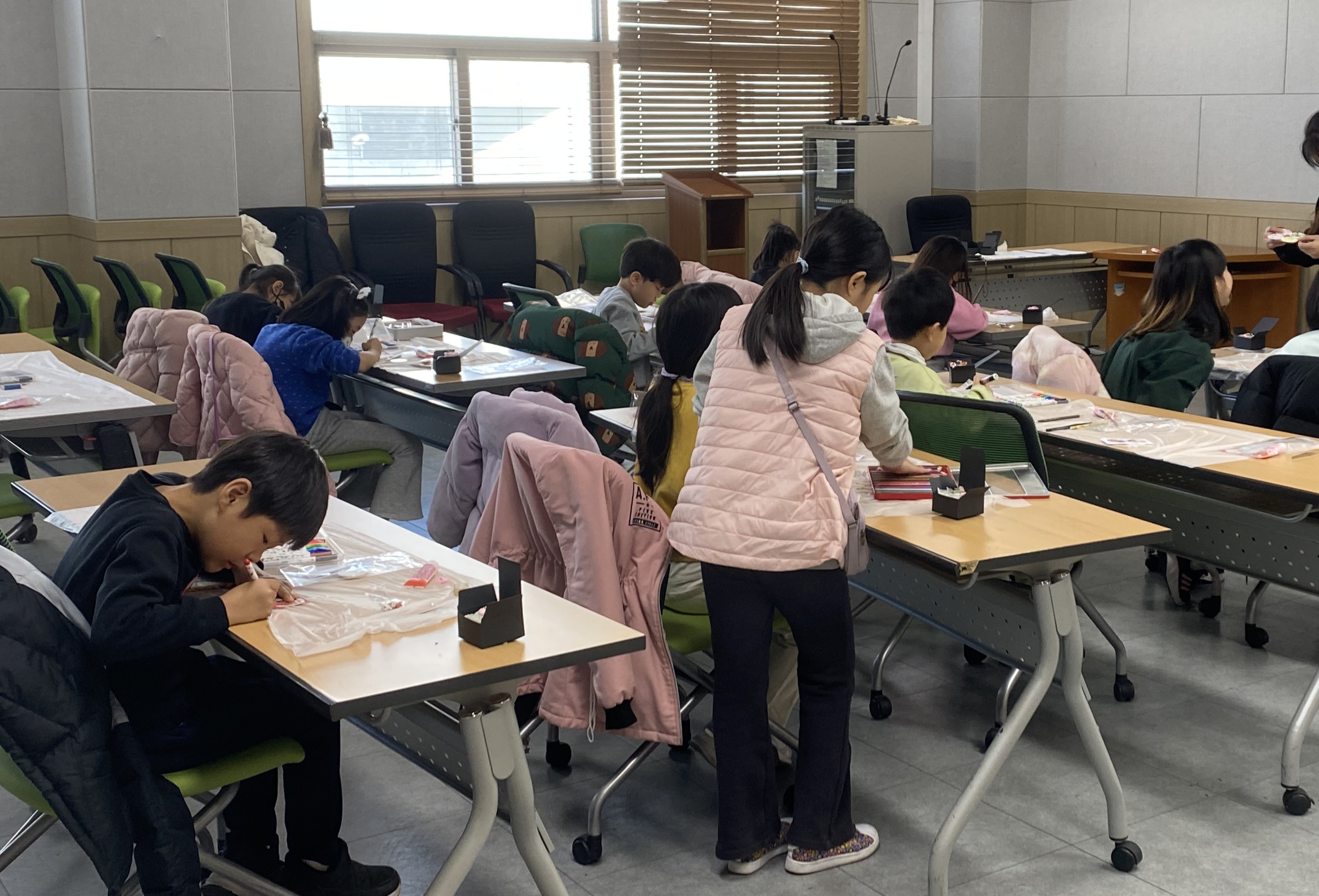 귀여운산타,_그립톡과_거치대_1-5저학년.jpg 이미지