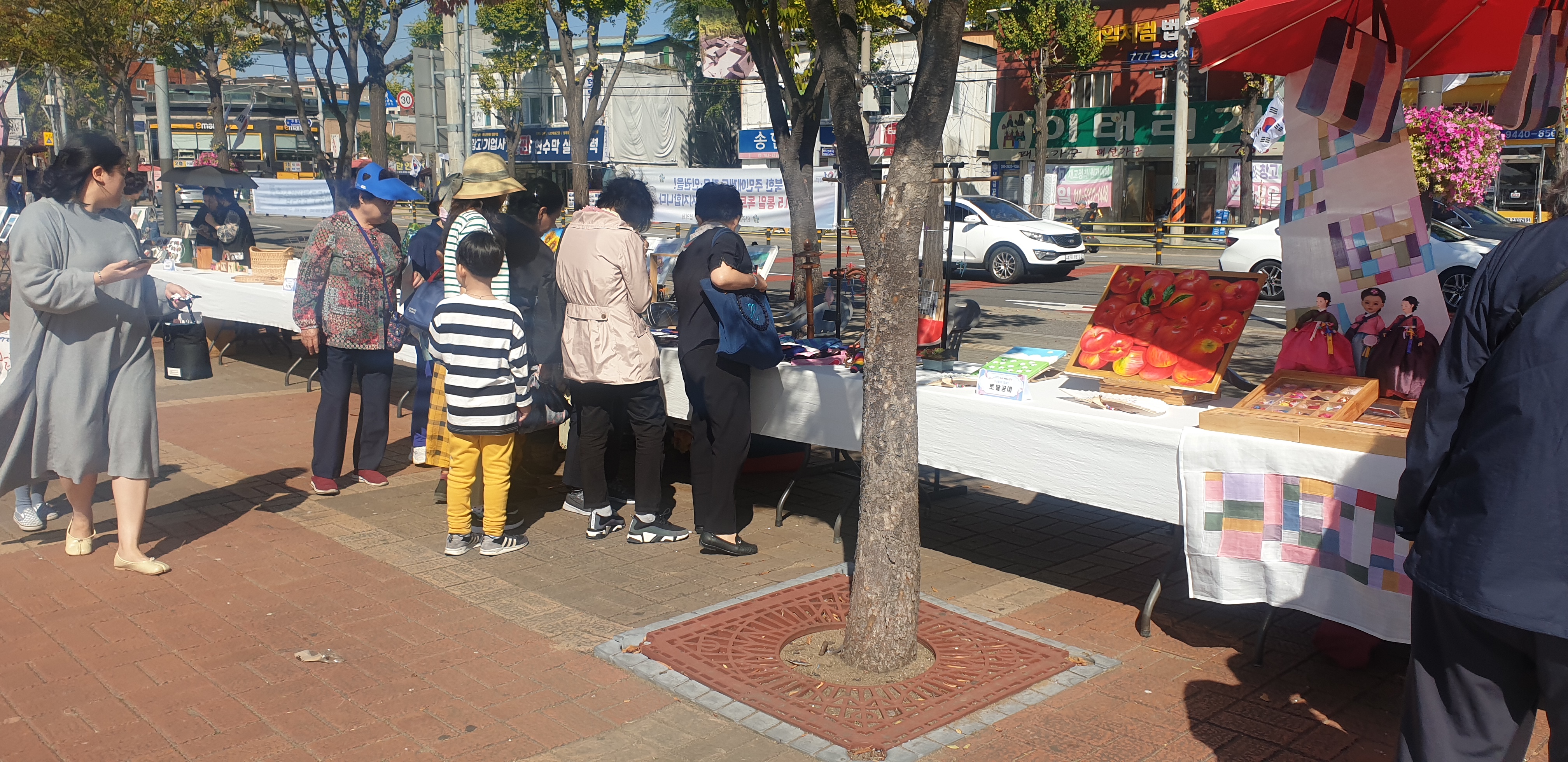평생학습축제_전시3.jpg 이미지