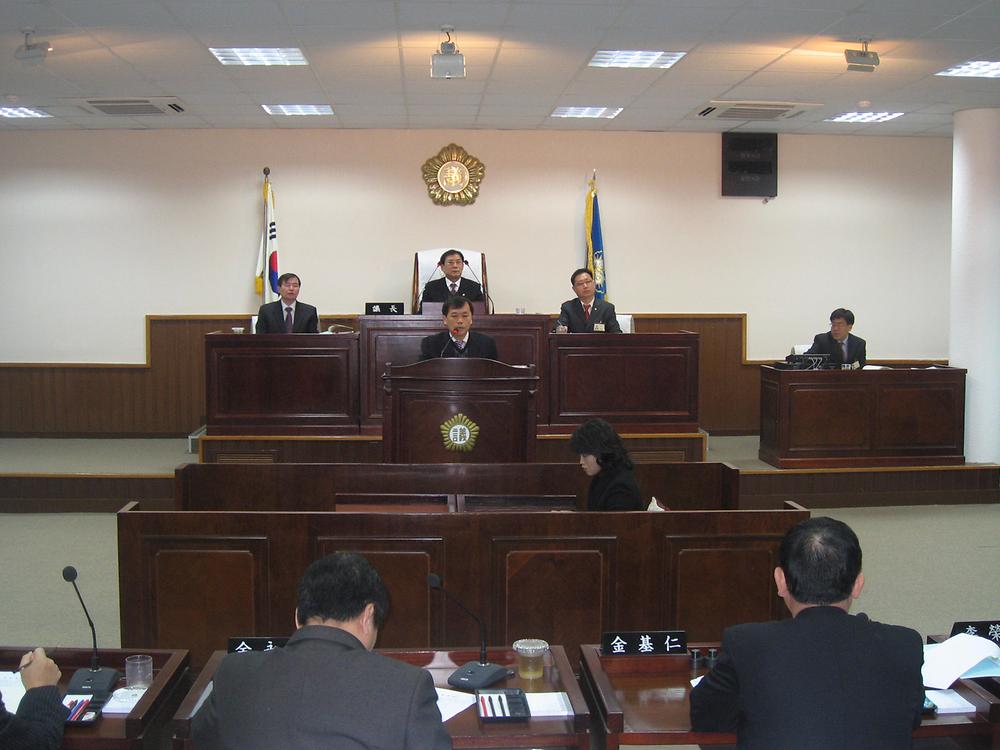 제138회 인천광역시동구의회 임시회 개의 사진