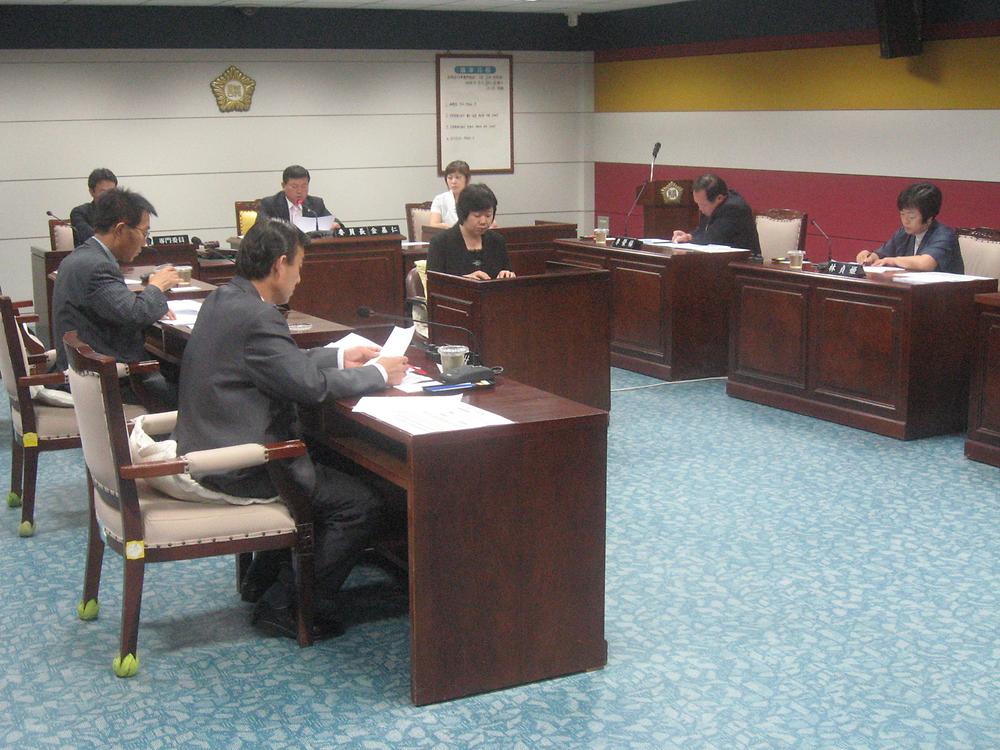 제144회 동구의회 제1차 정례회 조례심사특별위원회 사진
