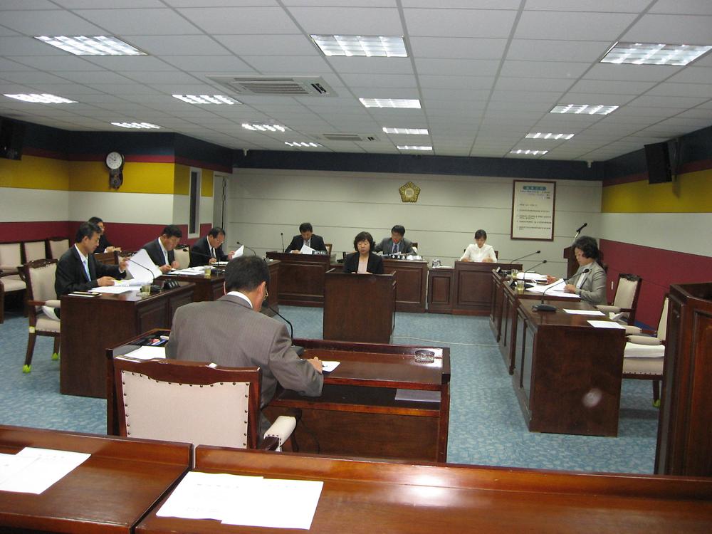제151회 동구의회 임시회(조례심사특별위원회) 사진