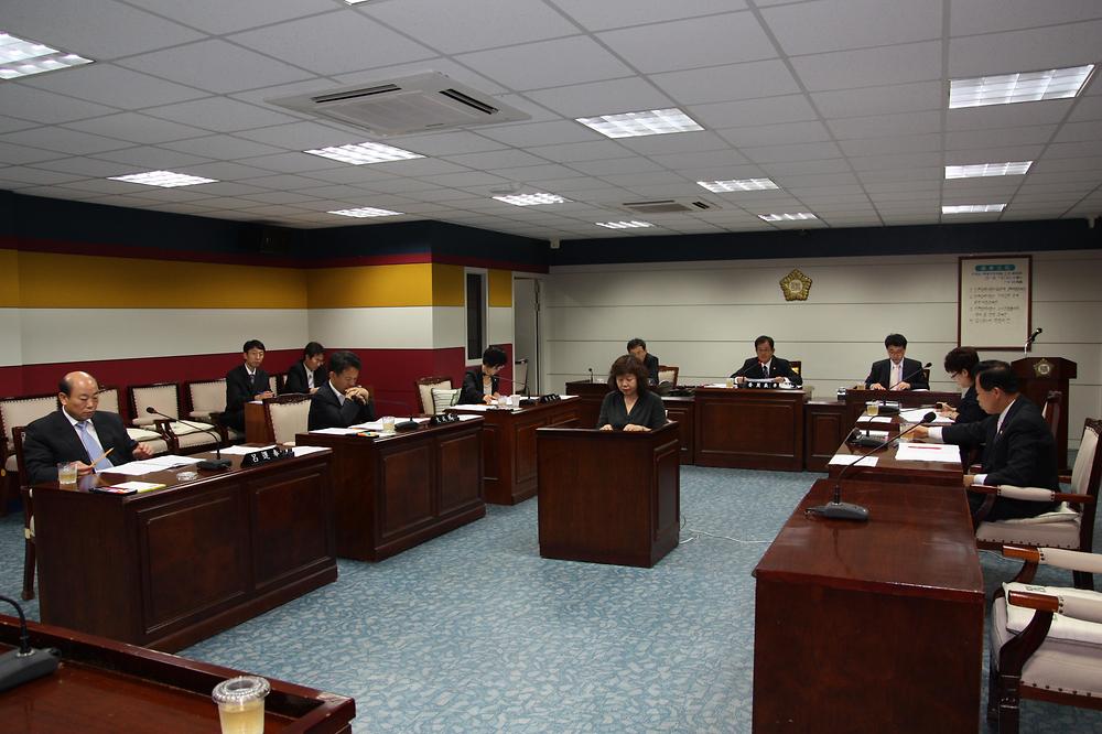 제170회 인천광역시동구의회 제1차정례회 제2차조례심사특별위원회 사진