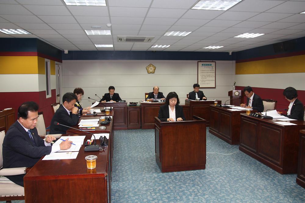 제171회 인천광역시동구의회 임시회 조례심사특별위원회 사진