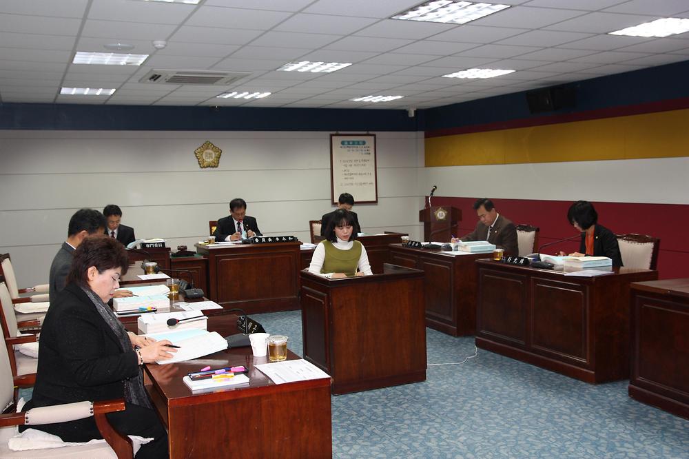 제173회 인천광역시 동구의회 제2차정례회 예산결산특별위원회 사진