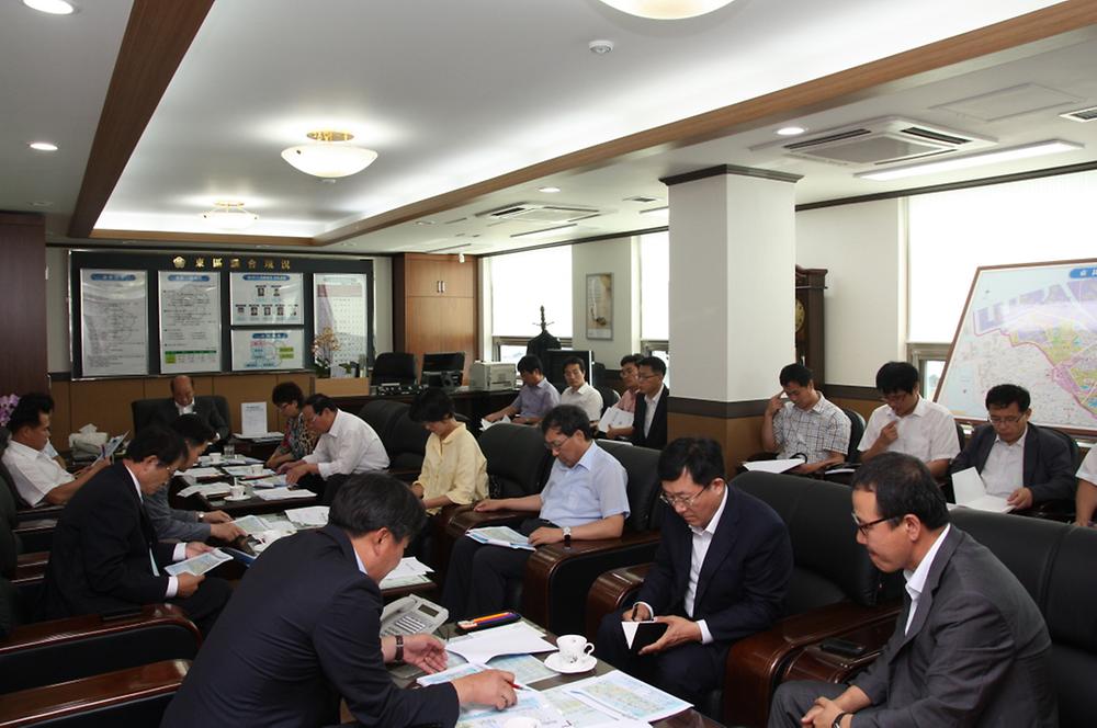 동구의회 현안사항 관련 의원간담회 사진
