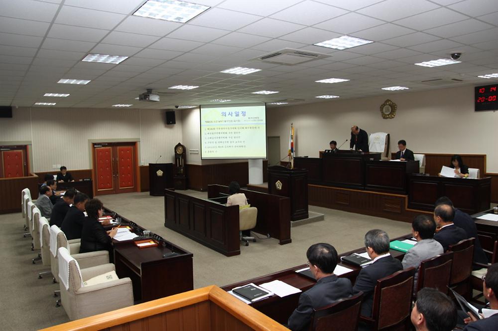 제180회 인천광역시 동구의회 임시회 제1차 본회의 사진