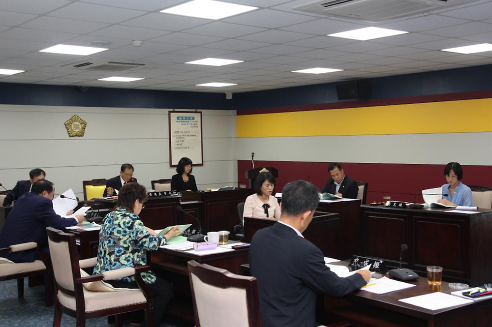 제180회 동구의회 임시회 제1차 예산결산특별위원회 사진