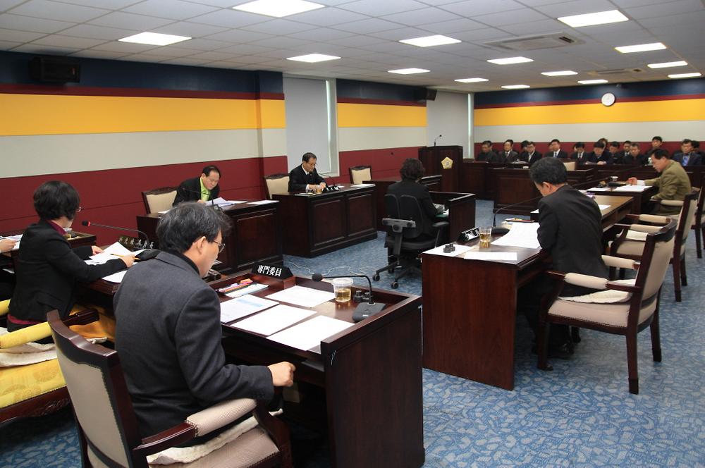 제183회 동구의회 제2차 정례회 제1차 조례심사특별위원회 사진