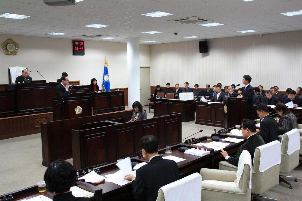 제183회 동구의회 제2차 정례회 제2,3,4차 본회의 개의 사진