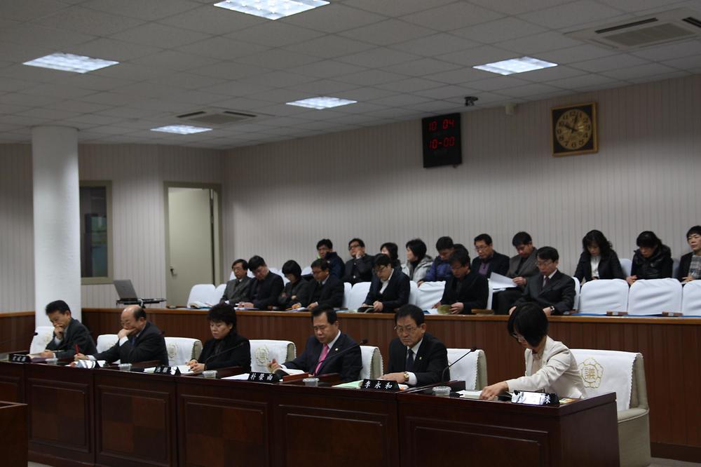 제174회 임시회 본회의 주요업무보고 사진