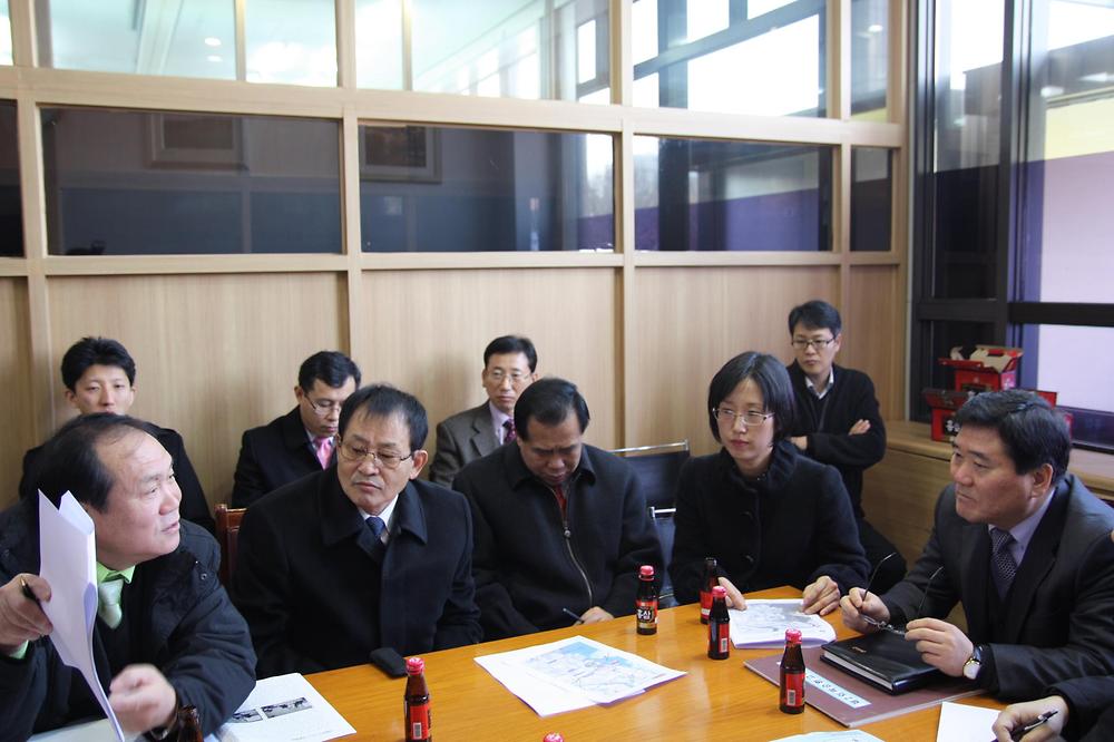 제2외곽순환(인천~김포)고속도로 건설관련 국토해양부 방문 면담 사진