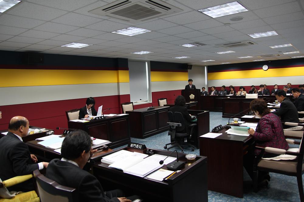 제175회 임시회 예산결산특별위원회 사진