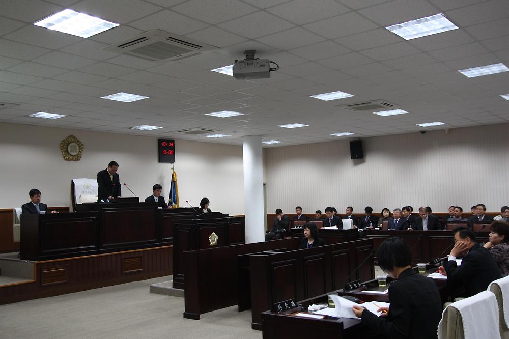 제175회 임시회 제2차 본회의 사진
