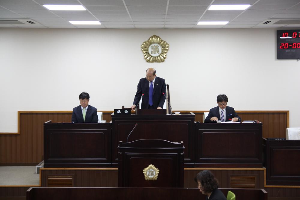 동구의회 제188회 임시회 개의 사진