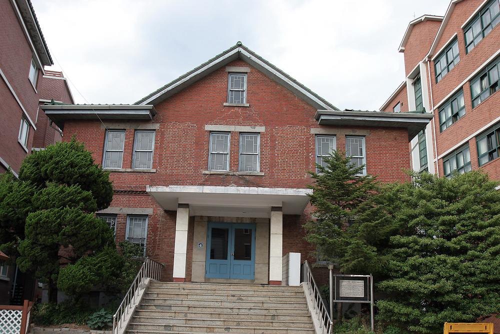 인천 영화초등학교 구 본관 전경 사진