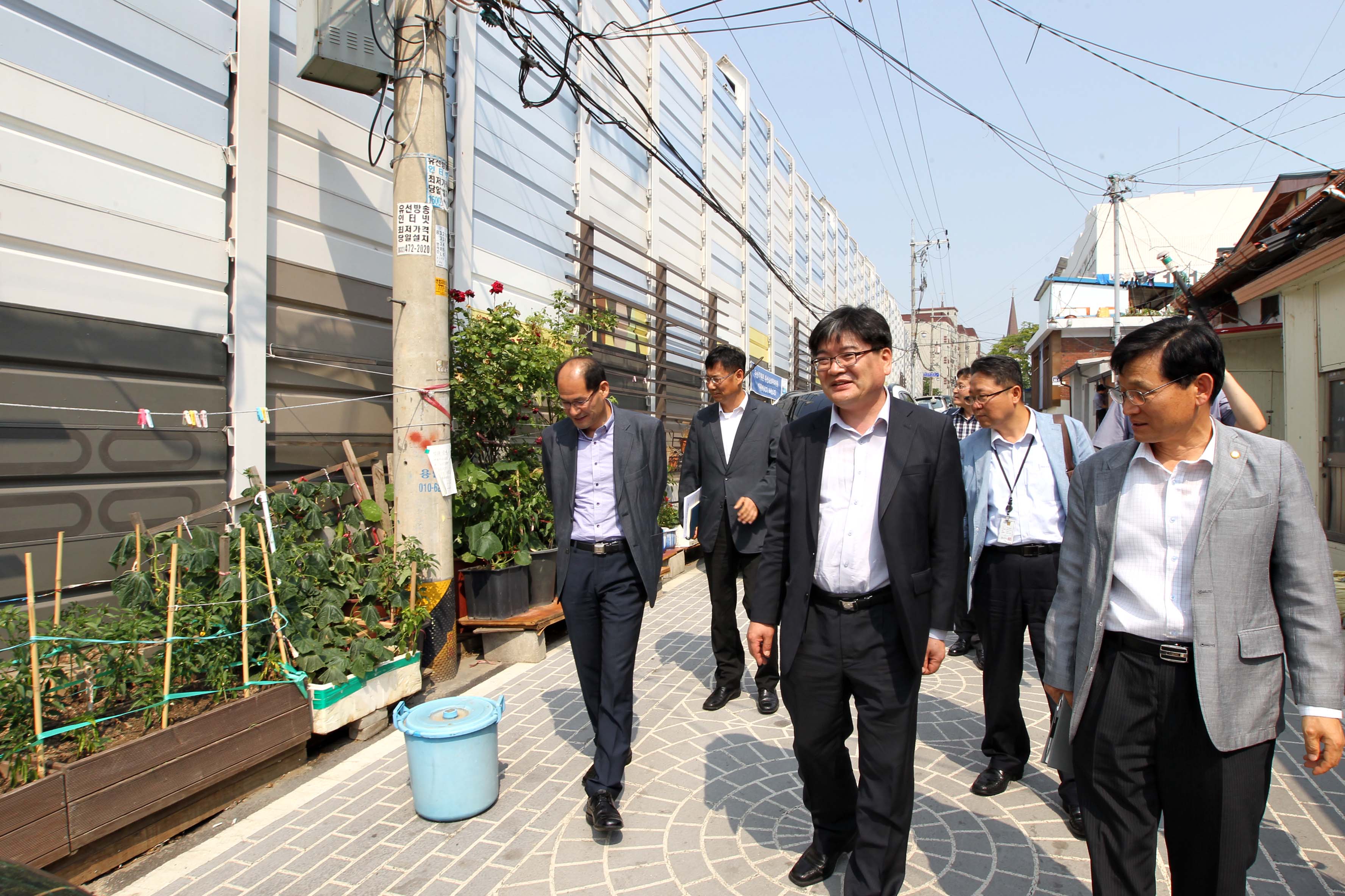20150616_지역발전위원회_괭이부리마을_방문6.jpg 이미지