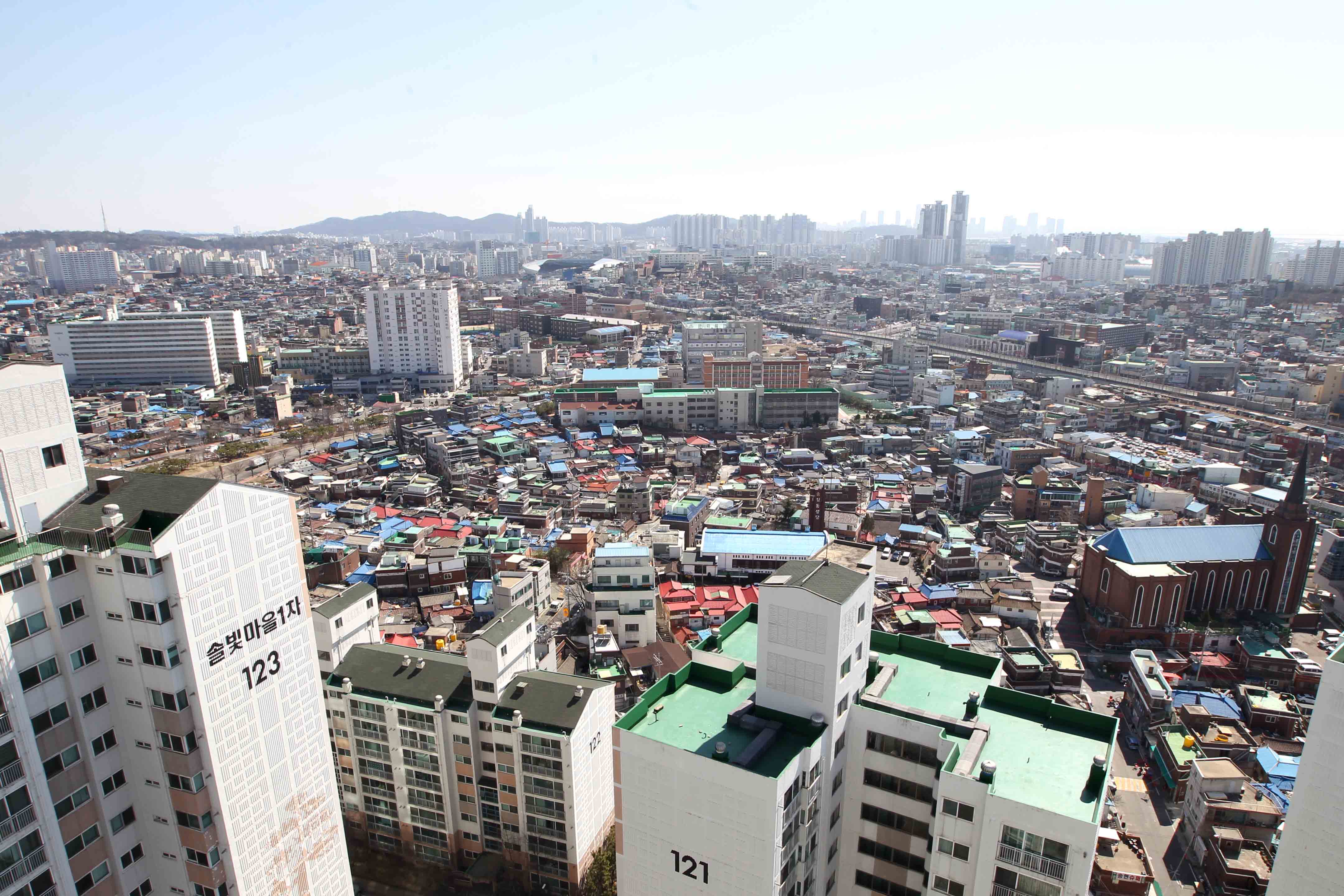 20160310_송림초교주변_전경_스케치_뉴스테이_선정지_및_동구전경2.jpg 이미지