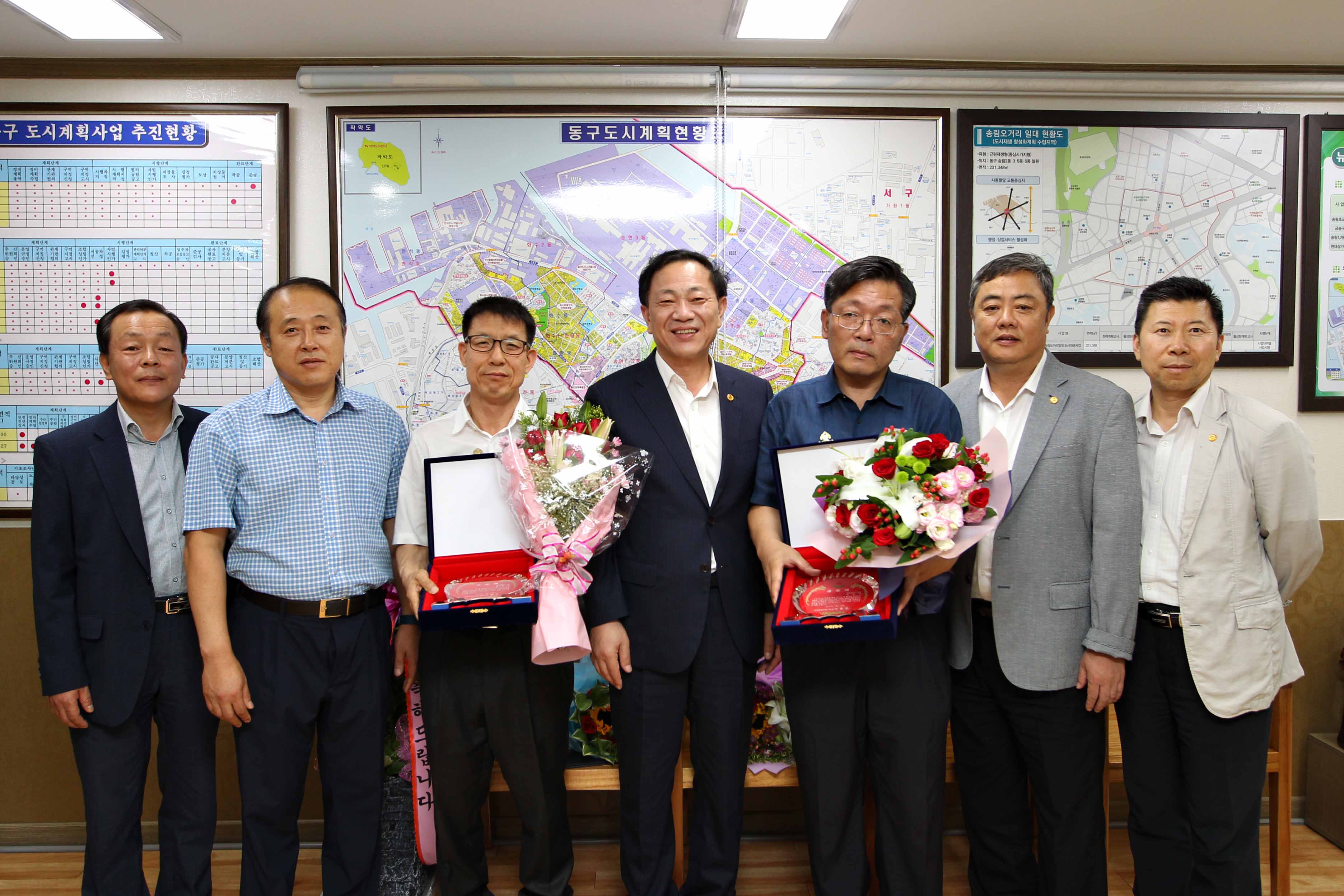 20160715_지방행정사무관_이상진_지방행정사무관_김준일_명예퇴임식3.jpg 이미지