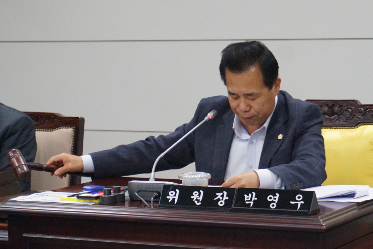 s_4.15_복지환경도시위원회DSC03422.jpg 이미지