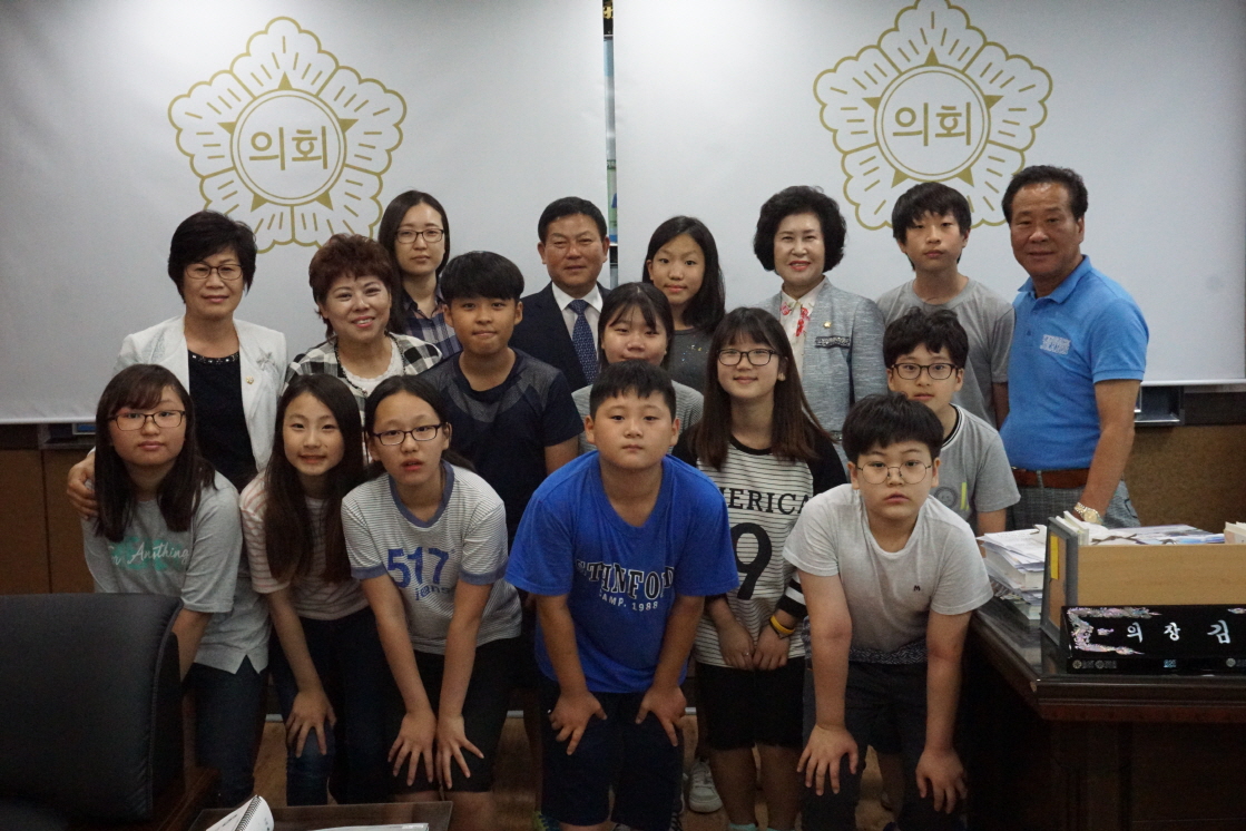 s_만석초등학교_청소년의회교실DSC06965_a.jpg 이미지