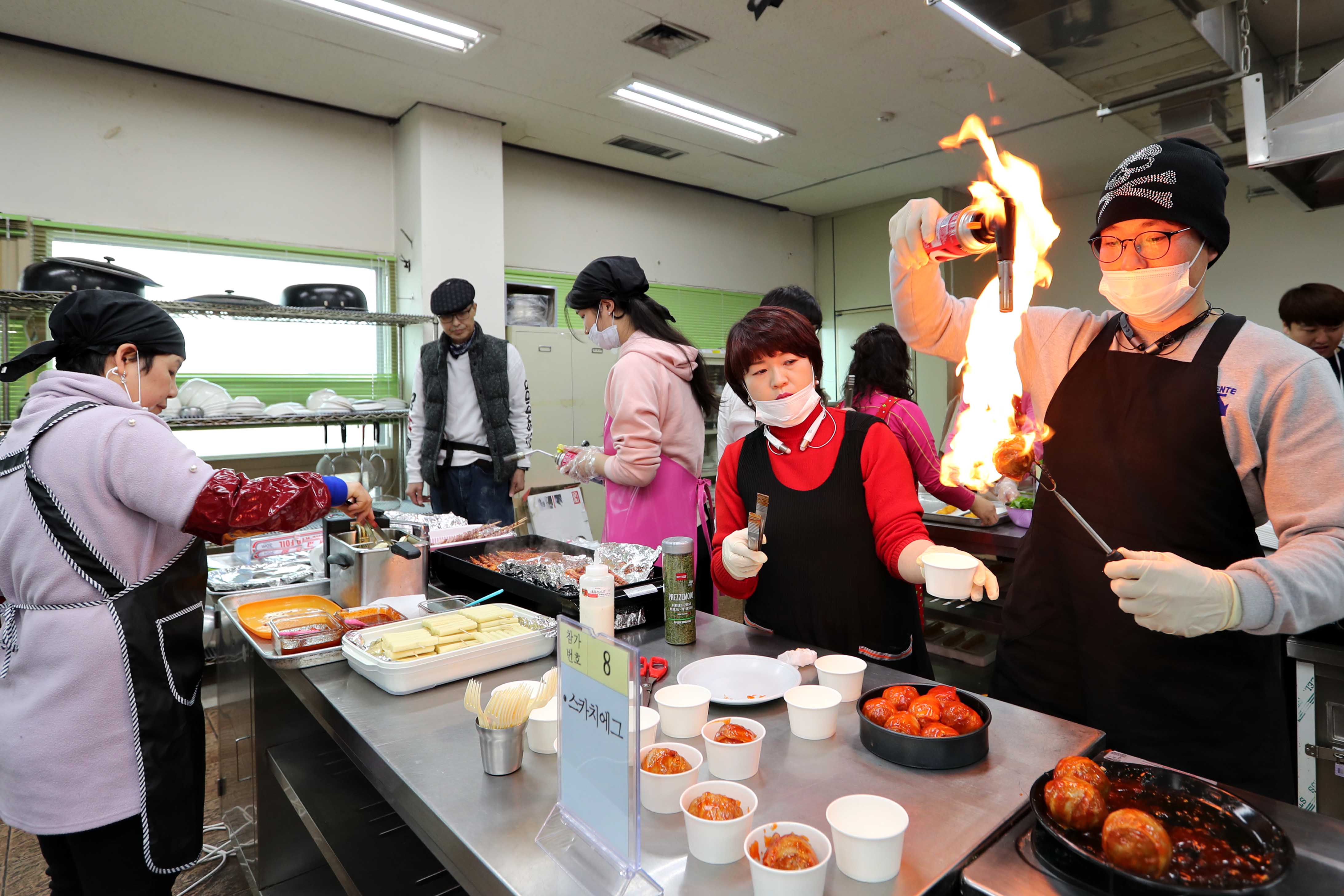 20170329_송현시장_야시장_음식품평회1.jpg 이미지
