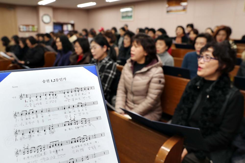 송현1·2동 동민가 합창 사진