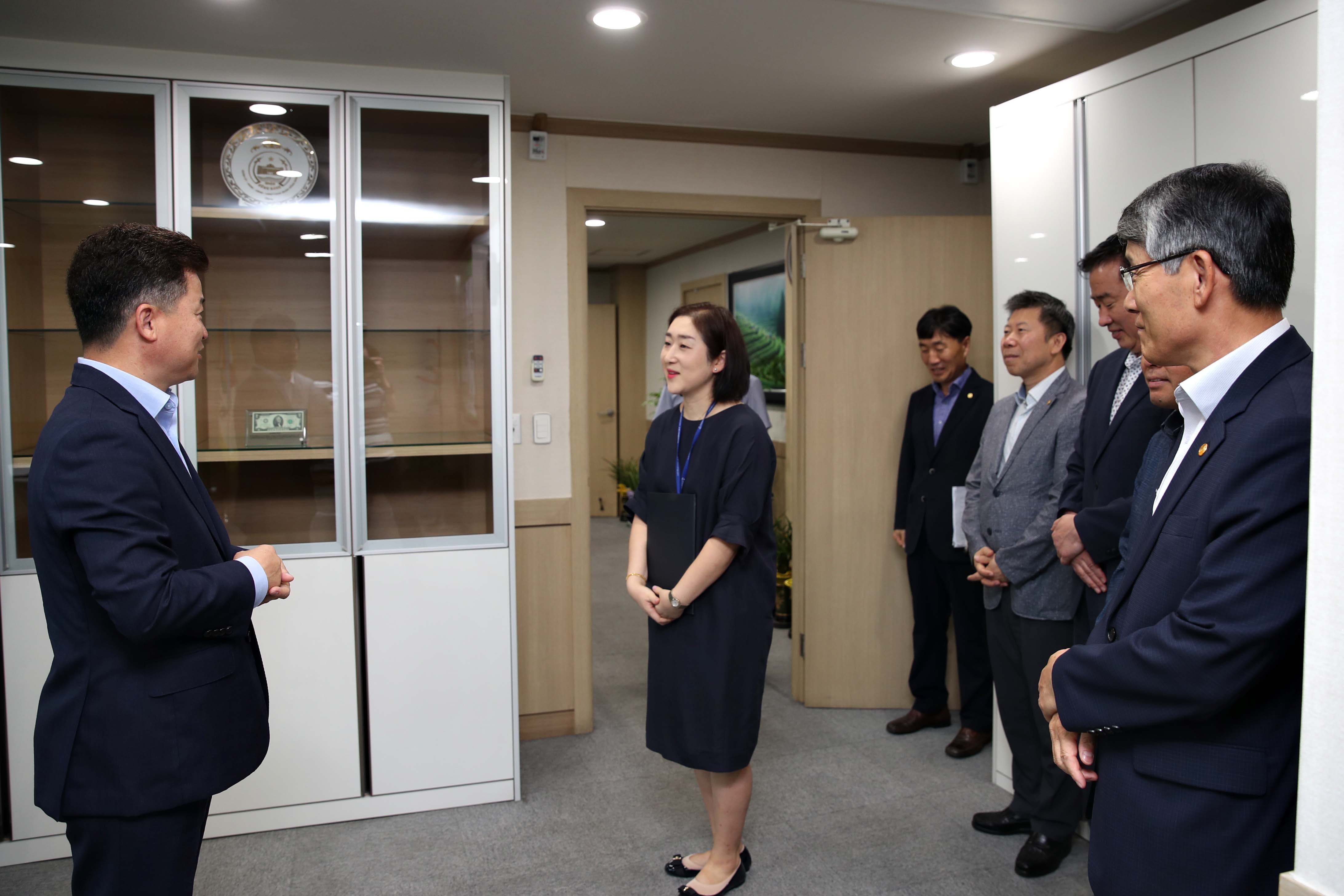 20180813_임용장_수여식2.jpg 이미지