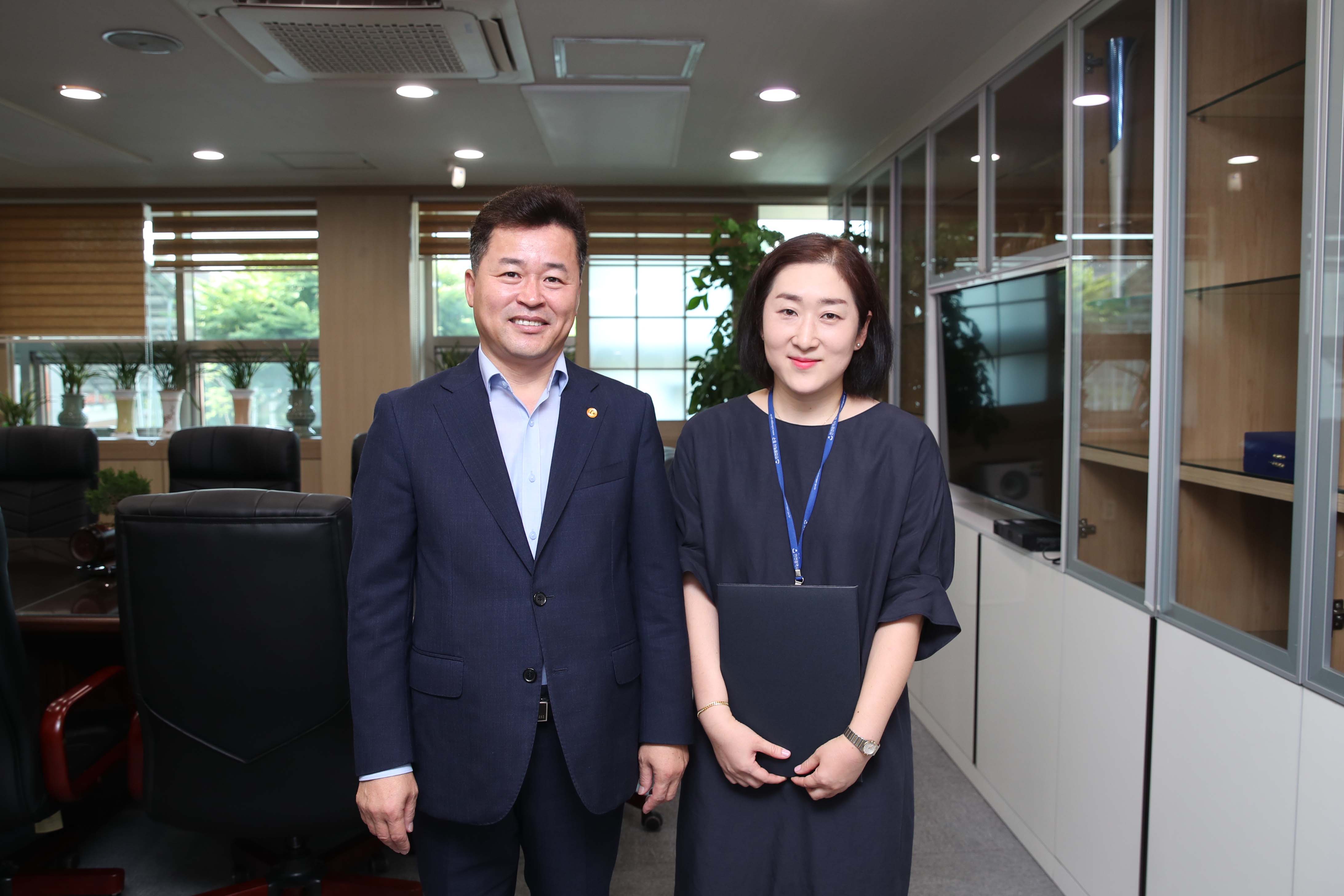 20180813_임용장_수여식3.jpg 이미지