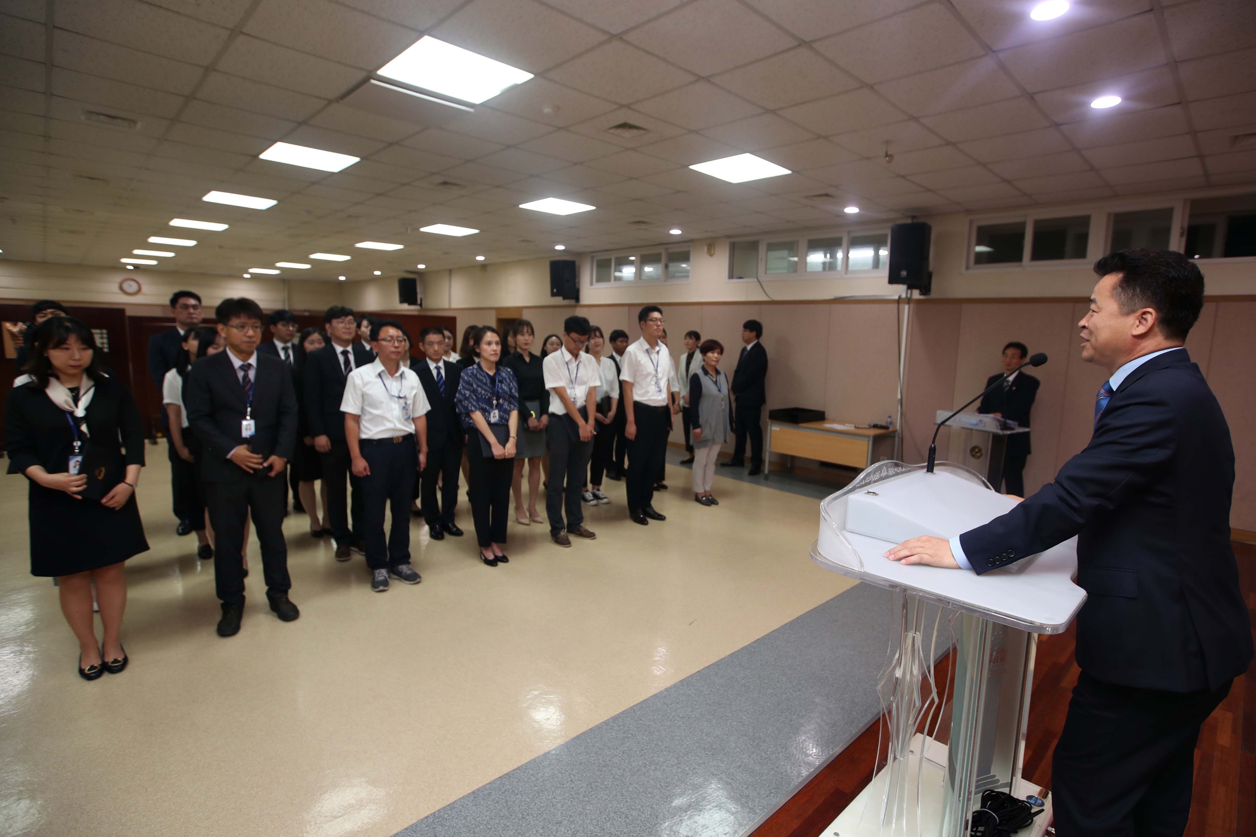 20180903_임용장_수여식___신규공무원_간담회3.jpg 이미지