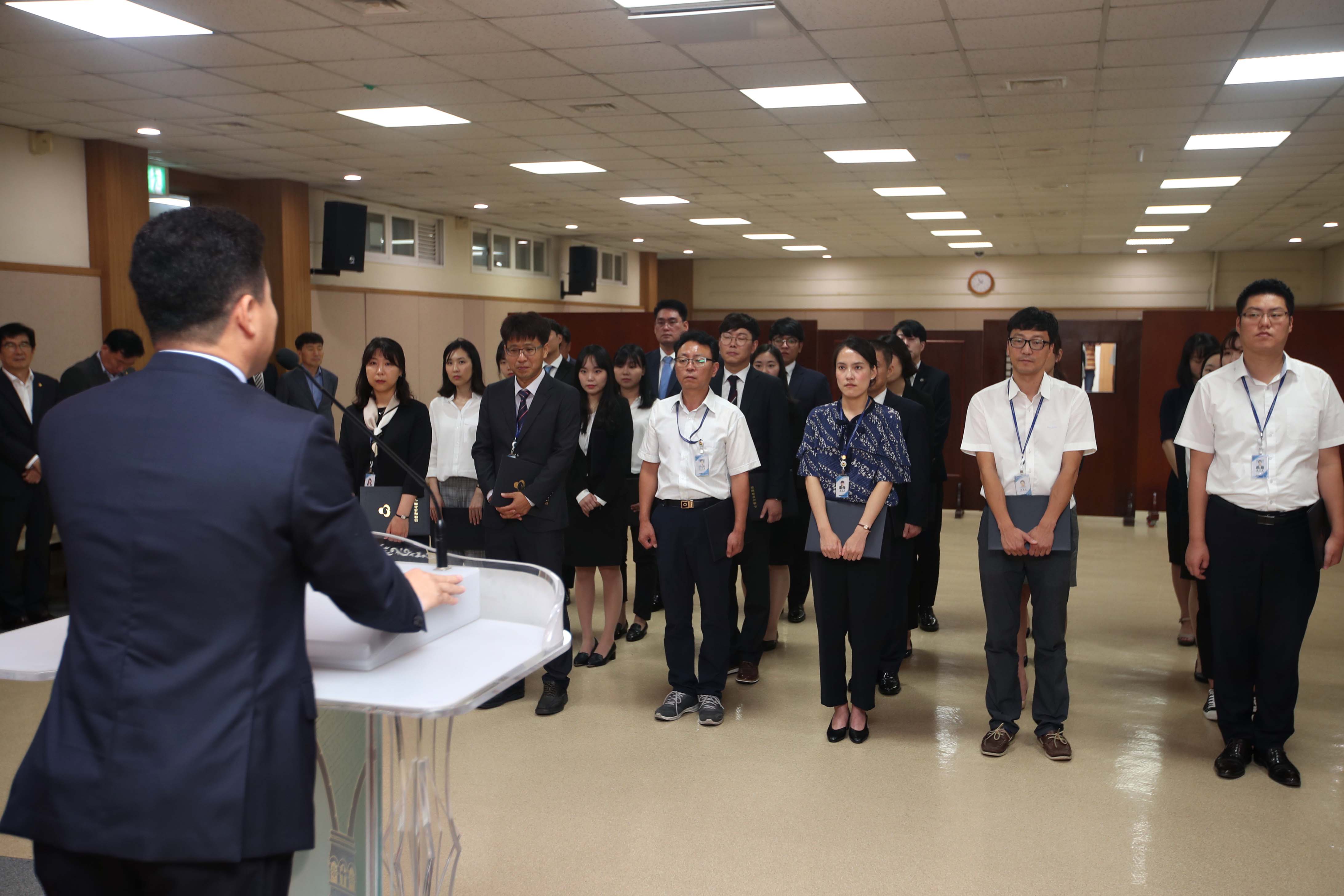 20180903_임용장_수여식___신규공무원_간담회5.jpg 이미지