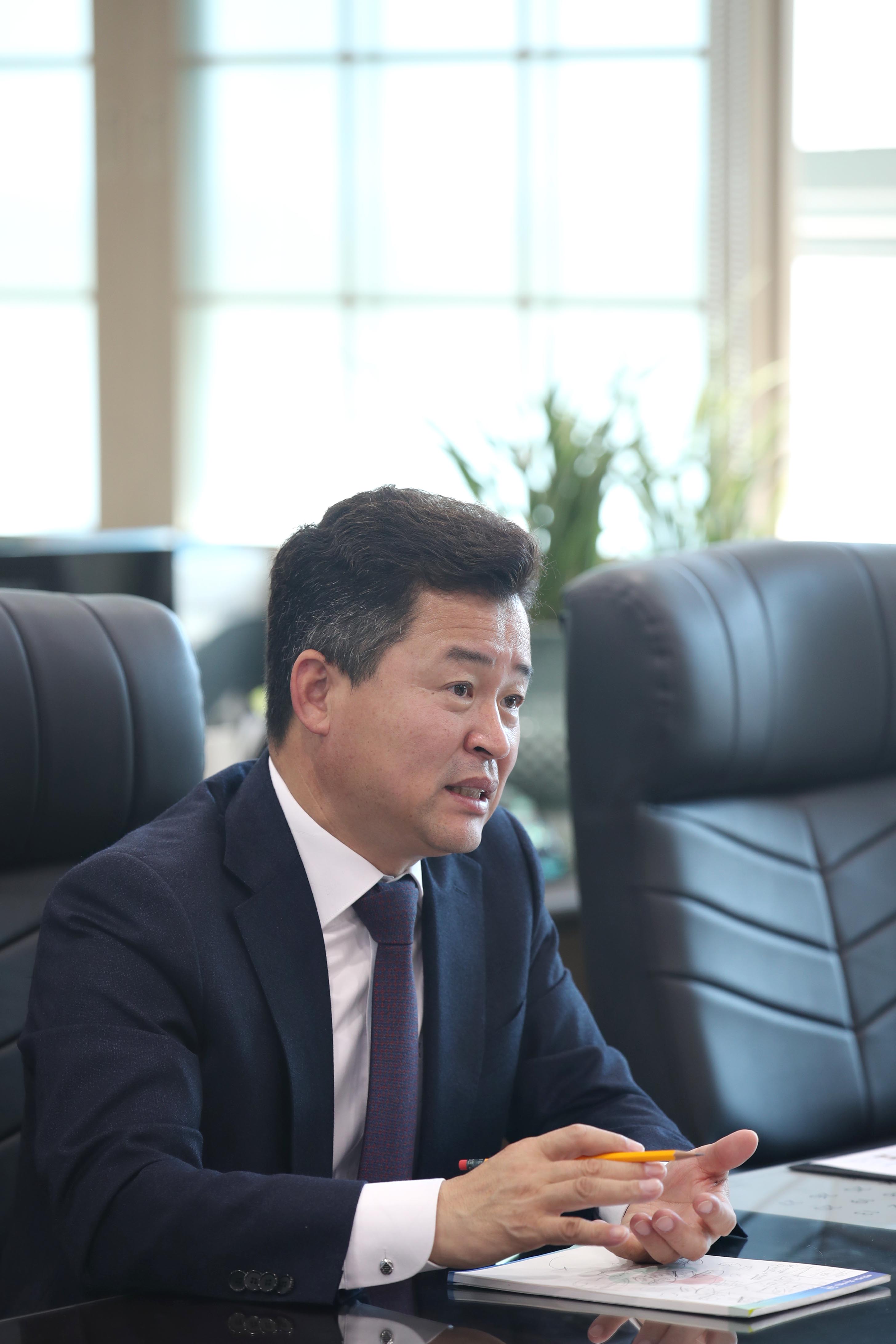 20181017_시사저널_인터뷰14.jpg 이미지